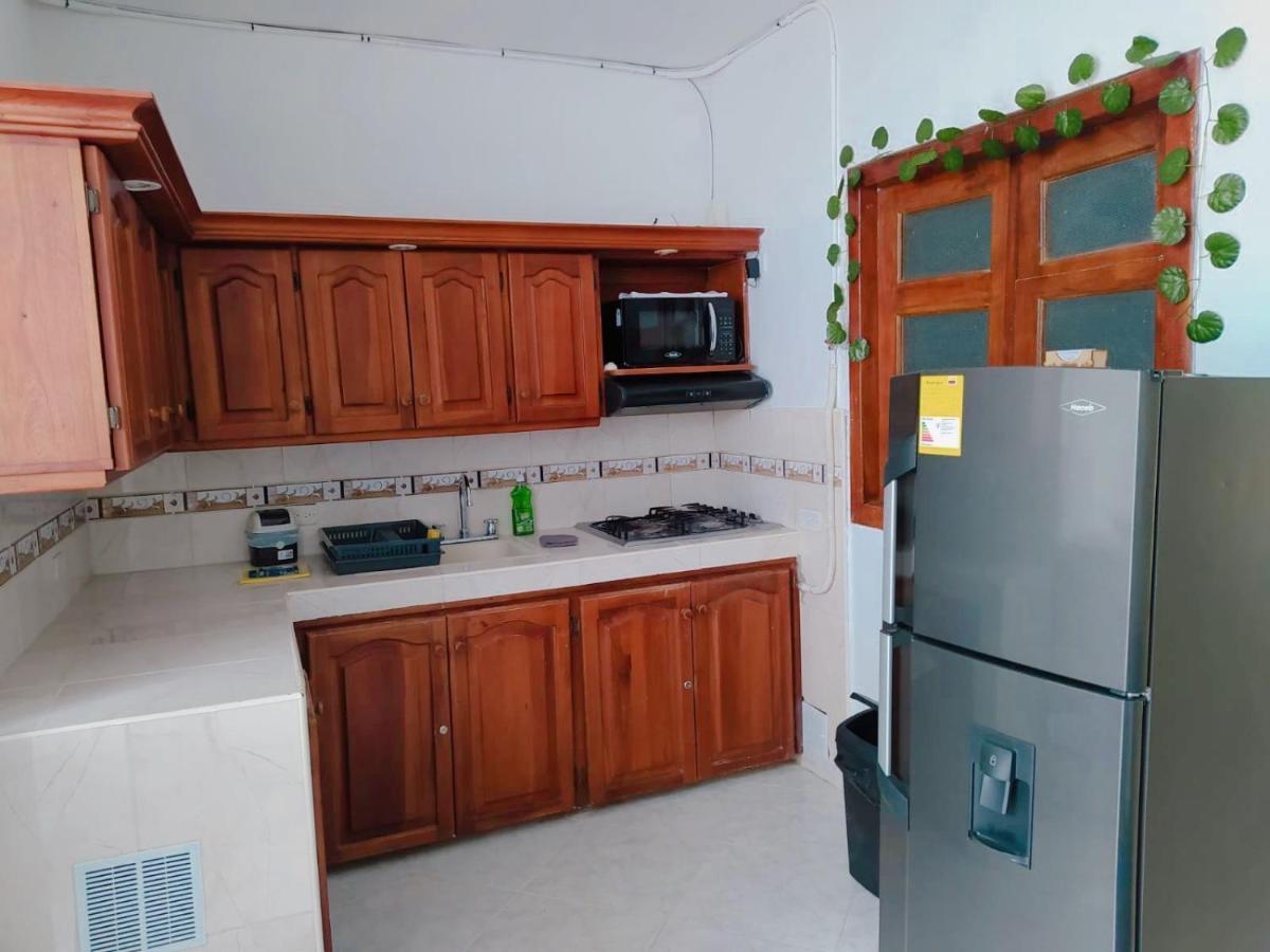Habitacion Privada En Jardin Cerca Al Parque 호텔 외부 사진
