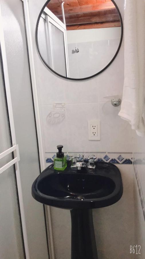 Habitacion Privada En Jardin Cerca Al Parque 호텔 외부 사진