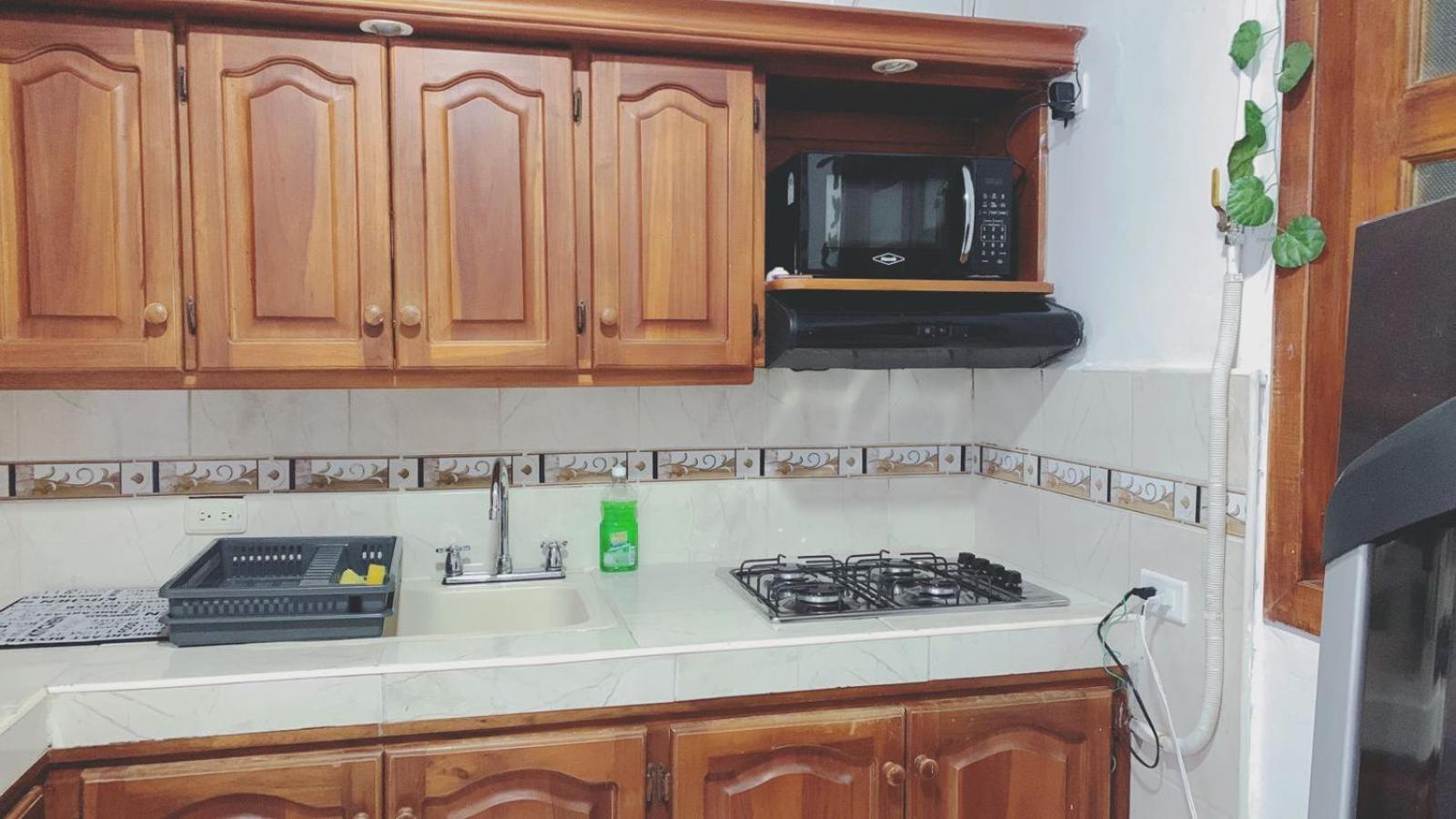 Habitacion Privada En Jardin Cerca Al Parque 호텔 외부 사진